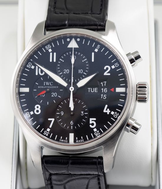IWC Pilot's Chrono IW377701 Image 5